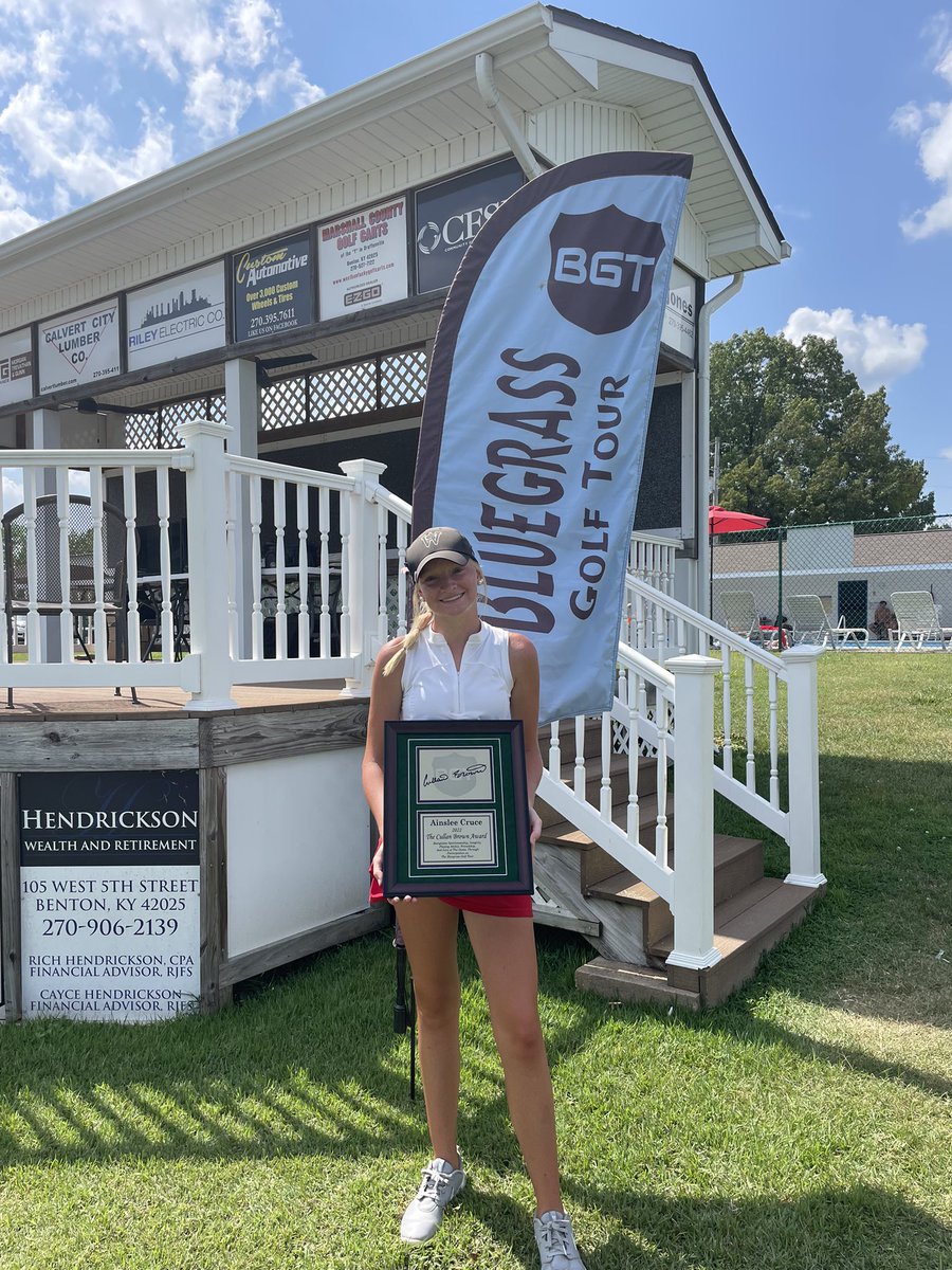 SWHSLadyGolf's tweet image. So proud of @ainslee_cruce for winning the Cullan Brown Award. She is our lone senior and sets an example of leadership for our young players. Looking forward to her last year with us and we hope to send her out with a bang.