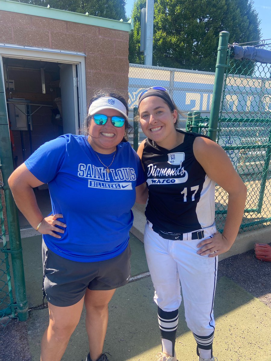 Thank you so much <a href="/CoachConnoyer/">Christy Connoyer</a> , Coach Max and the rest of <a href="/SLUSoftball/">SLU Softball</a> staff and players that helped run a great camp today! I had an amazing time learning new things about the game and life on campus! Cannot wait to come back! #rollbills <a href="/WascoDiamonds/">Wasco Diamonds</a> <a href="/WD16uSN/">Wasco Diamonds 16uSN</a> <a href="/coach2morrow/">Coach Morrow</a>