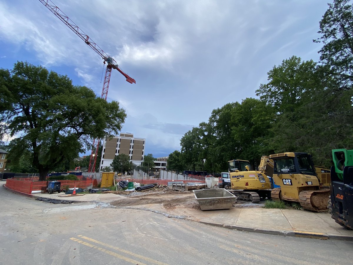 nplace01's tweet photo. A view from the ground level of the #PoultryScienceBuilding @UGA_CollegeofAg @GAPoultryFed Still very good partnership opportunities available to be part of this effort for advancing our #Poultry industry https://t.co/lXYc3V6shE