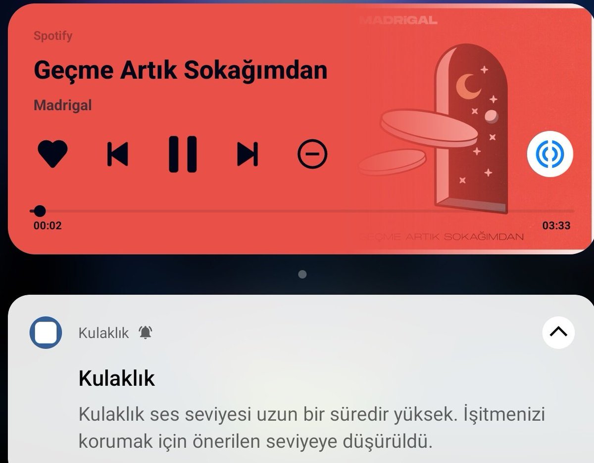 Kendi kendimize dinlediğimiz müzüğe bile karışıyo dış güçler