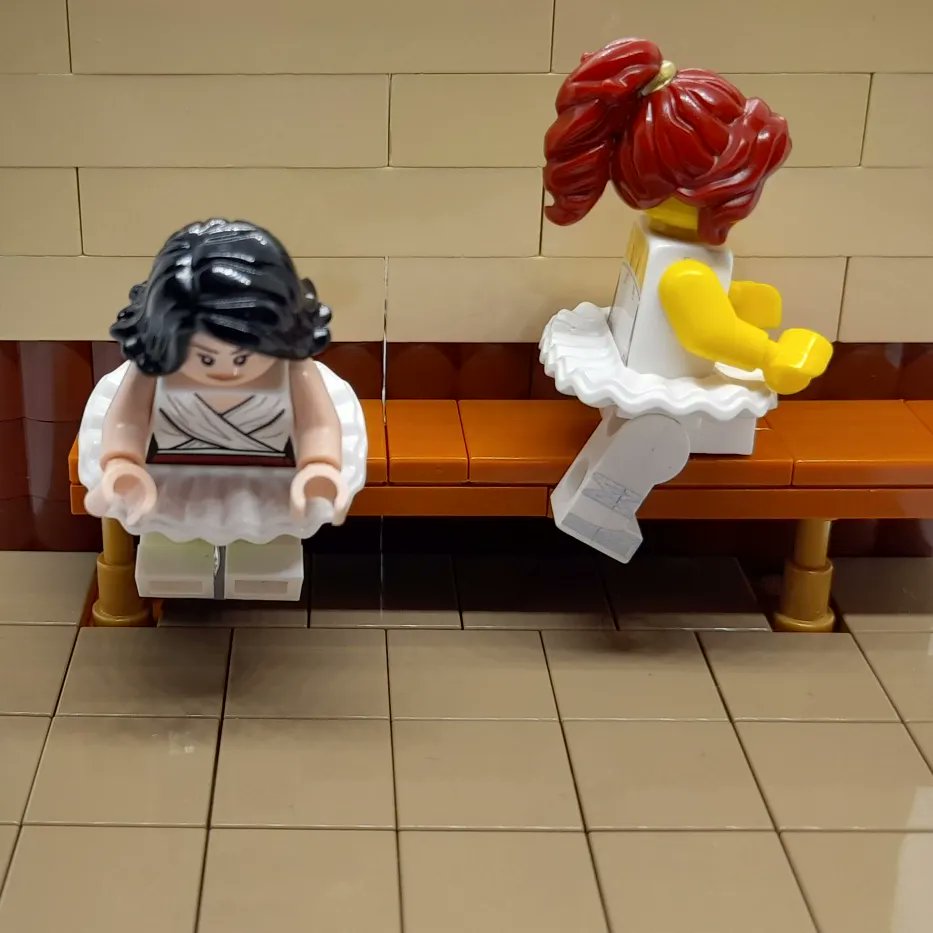 mog21's tweet photo. Happy #birthday Edgar #Degas born #OTD 19 July 1834 here's Deux #Danseuses #Two #dancers reinterpreted in @LEGO_Group after original @ShelburneMuseum #EdgarDegas #deuxdanseuses #BalletDancer #twodancers #shelburnemuseum #LEGO #impressionism #arthistory #silhouette #bench #texture https://t.co/QKk67N2ZwZ
