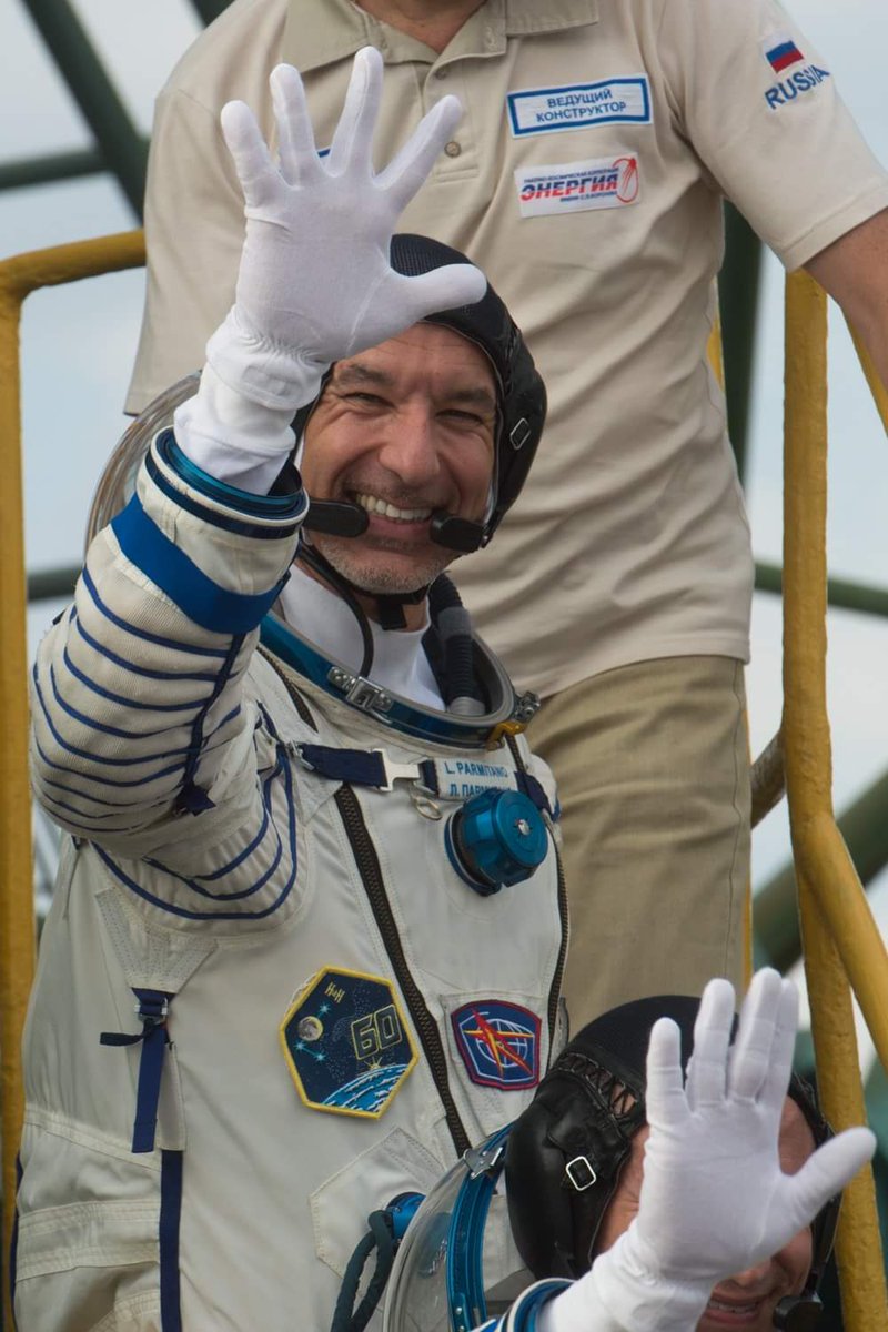 camurriusa's tweet image. 20 luglio 2019.
Esattamente 3 anni fa
Comincia la Missione Beyond.
Qui, @astro_luca #Parmitano ritratto poco prima del liftoff.
Foto Credits: GCTC
Pubblicata in:
facebook.com/gctc.ru/photos…

#LucaParmitano
#MissionBeyond