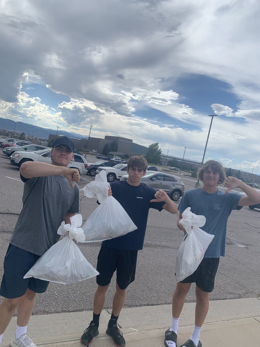 TRHS RUSTY tweet media