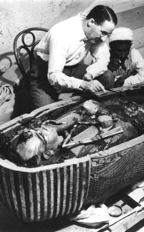 Howard Carter opening the sarcophagus of King Tutankhamun (14th c. BC) in 1924.