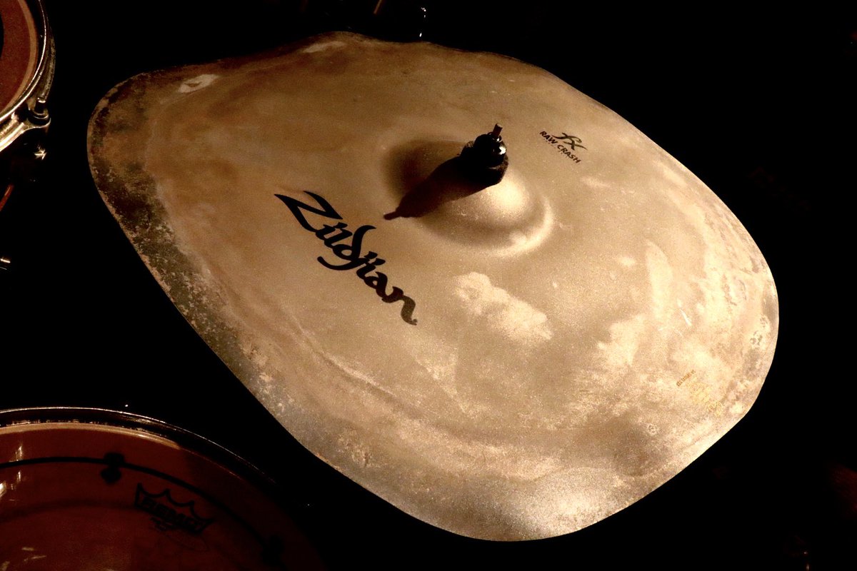 Tachibana_Asato's tweet photo. New gear.

Zildjian Raw Crash Large Bell.

見た目もサウンドもかなりのカオス。

#zildjian #rawcrash https://t.co/50ge0Ccvte