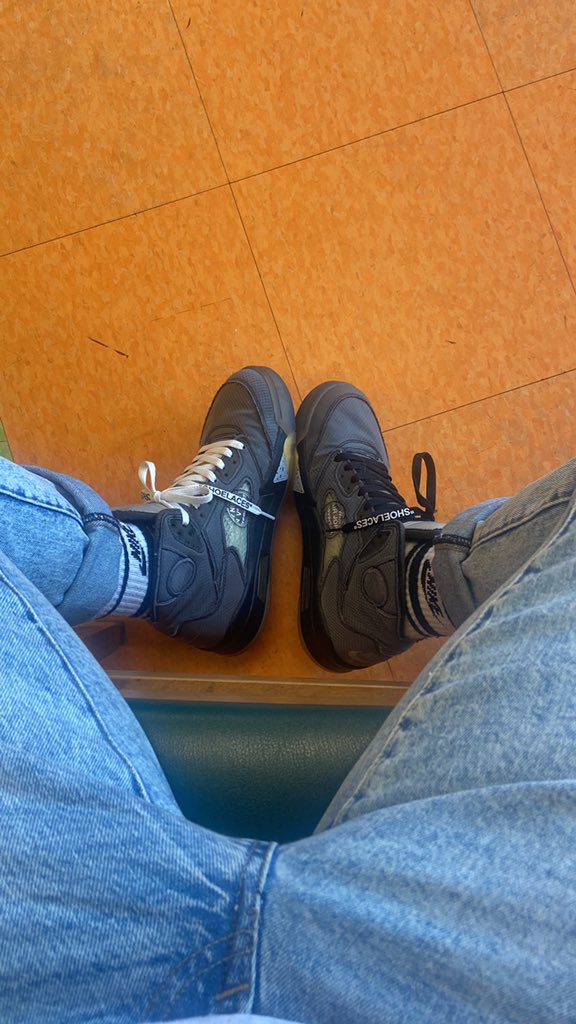 5ung_0m's tweet photo. #VirgilAbloh https://t.co/nNFjaGQRPQ