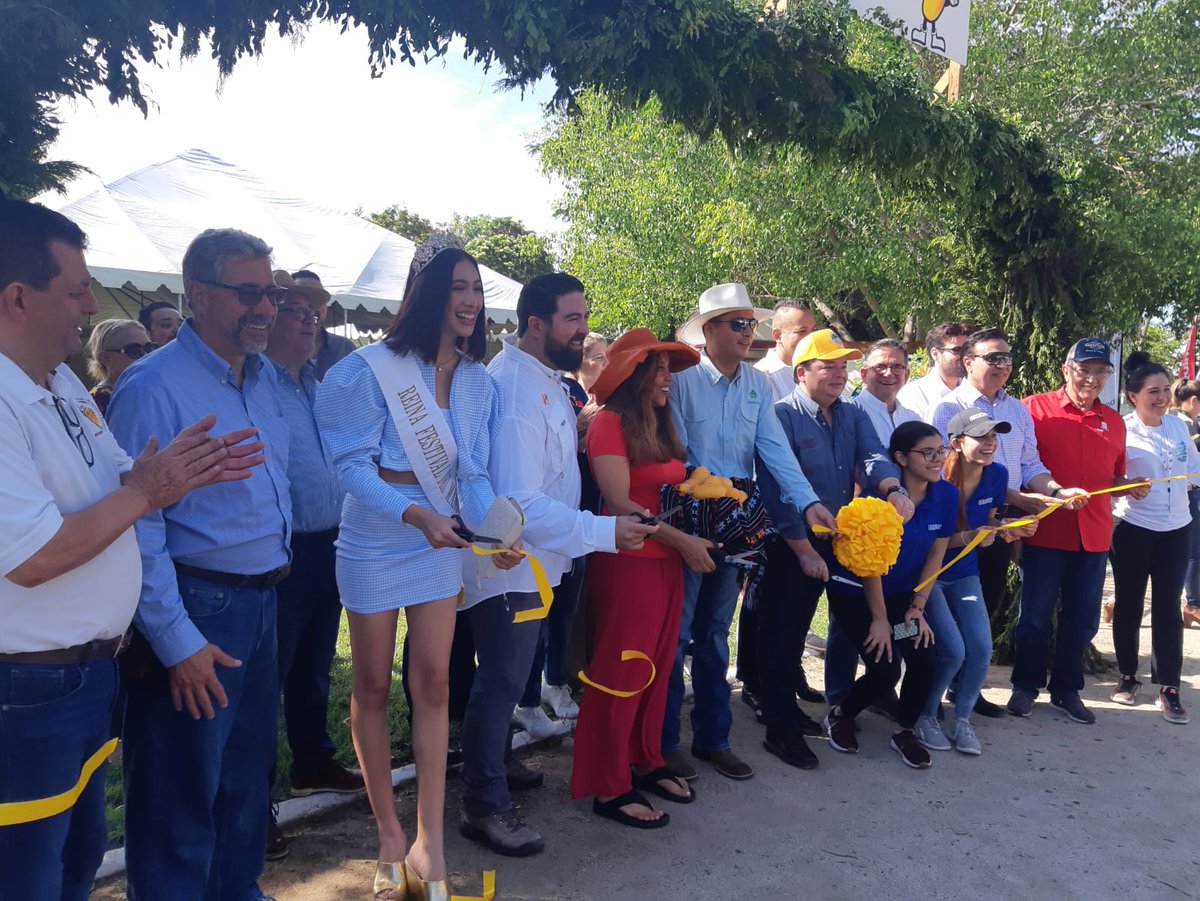 Floridamangos's tweet photo. Mango Festival@Los mioches, Mexico 🥭🥭🥭🥭🥭 https://t.co/mKuHLkl9hQ