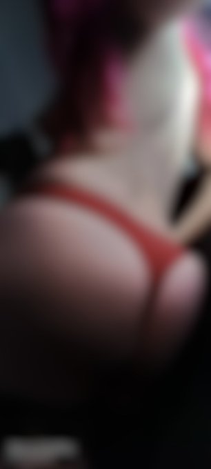 New photo up on Modelhub! This one is only for my Fan Club members. Sign up now: https://t.co/BZY2RPwadv