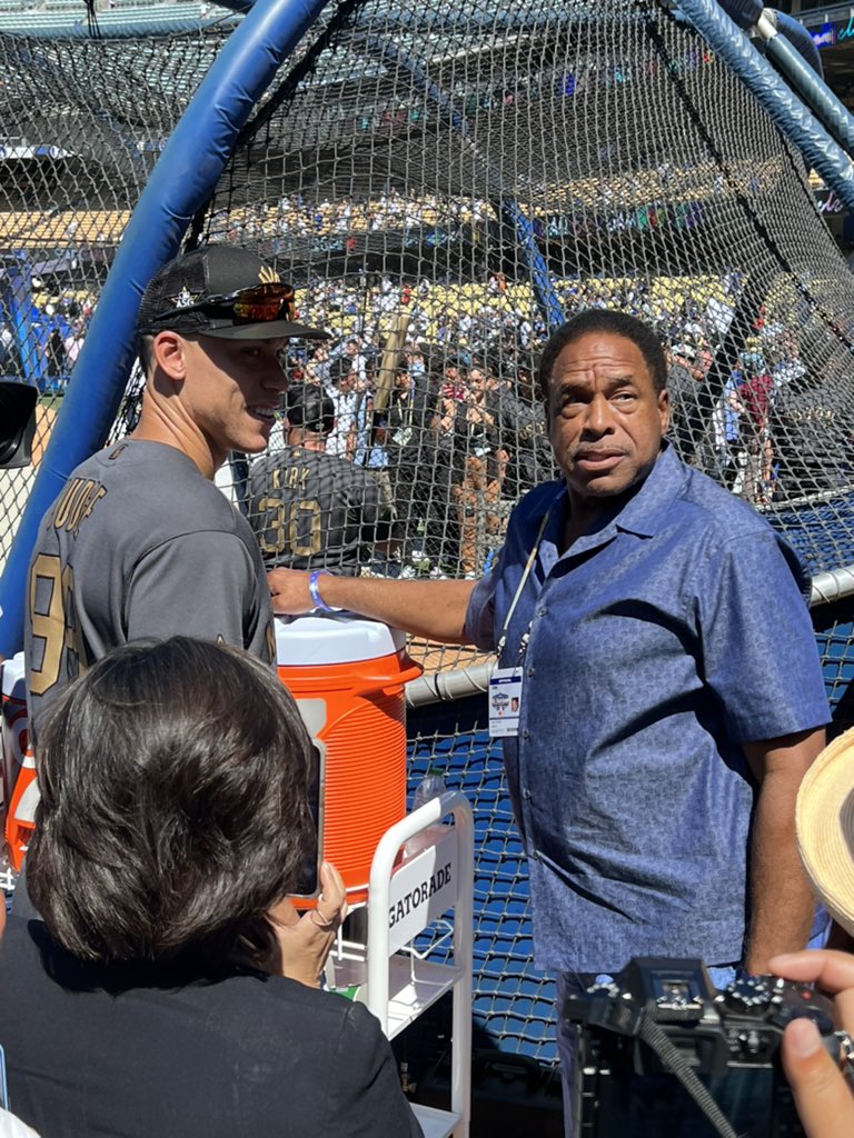Mark Feinsand on X: Aaron Judge and Dave Winfield chatting during