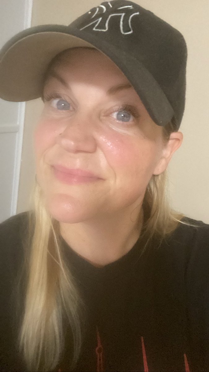 cdtellier's tweet image. I always feel so much better after exercising!  Did YOU get your sweat on today? #sweatsesh #noexcuse #getyoursweaton