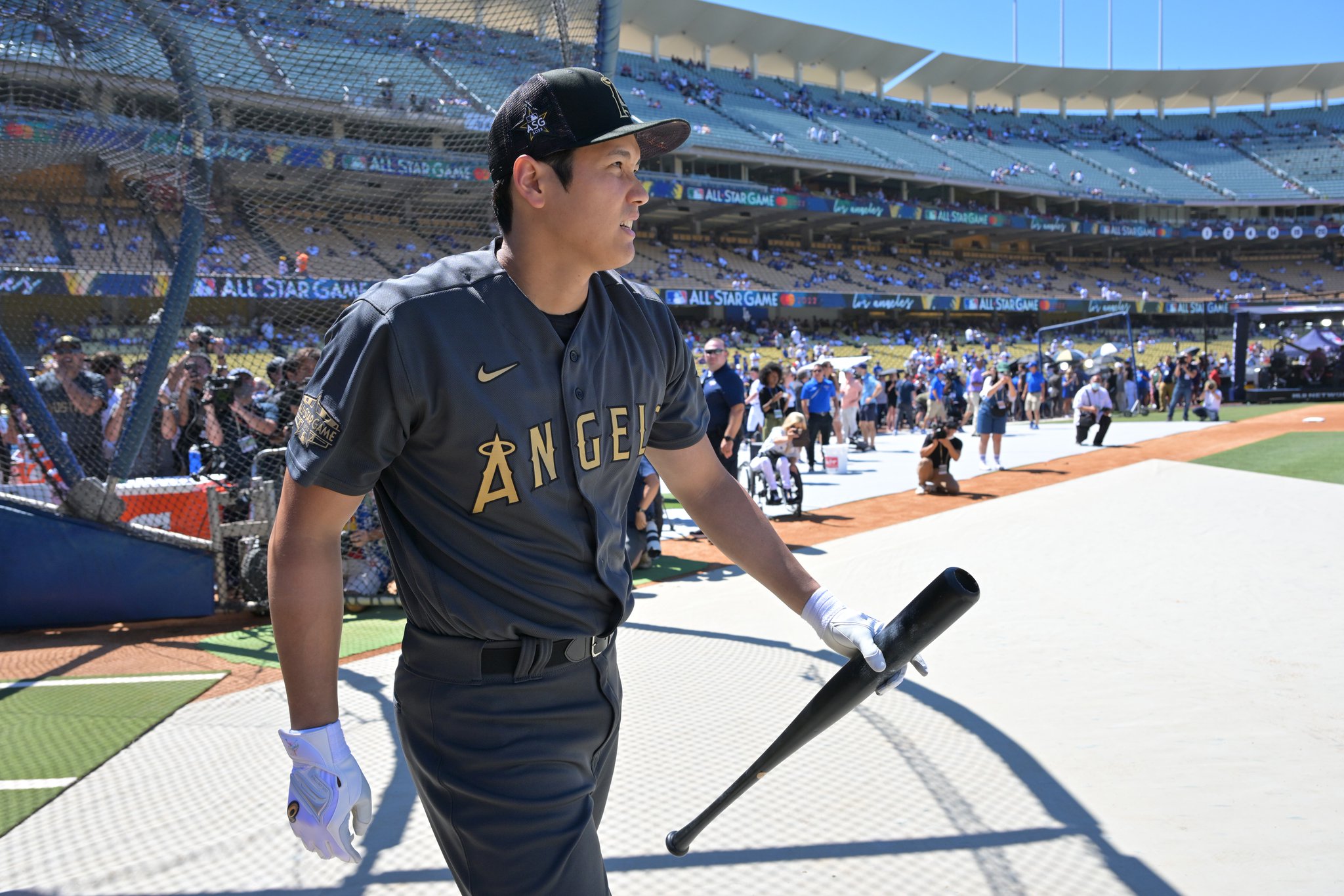 Baseball Reference on X: Shohei Ohtani is just the third player in AL/NL  history to get a hit on the first pitch of the #AllStarGame. He joins Mike  Trout (2013) and Kirby