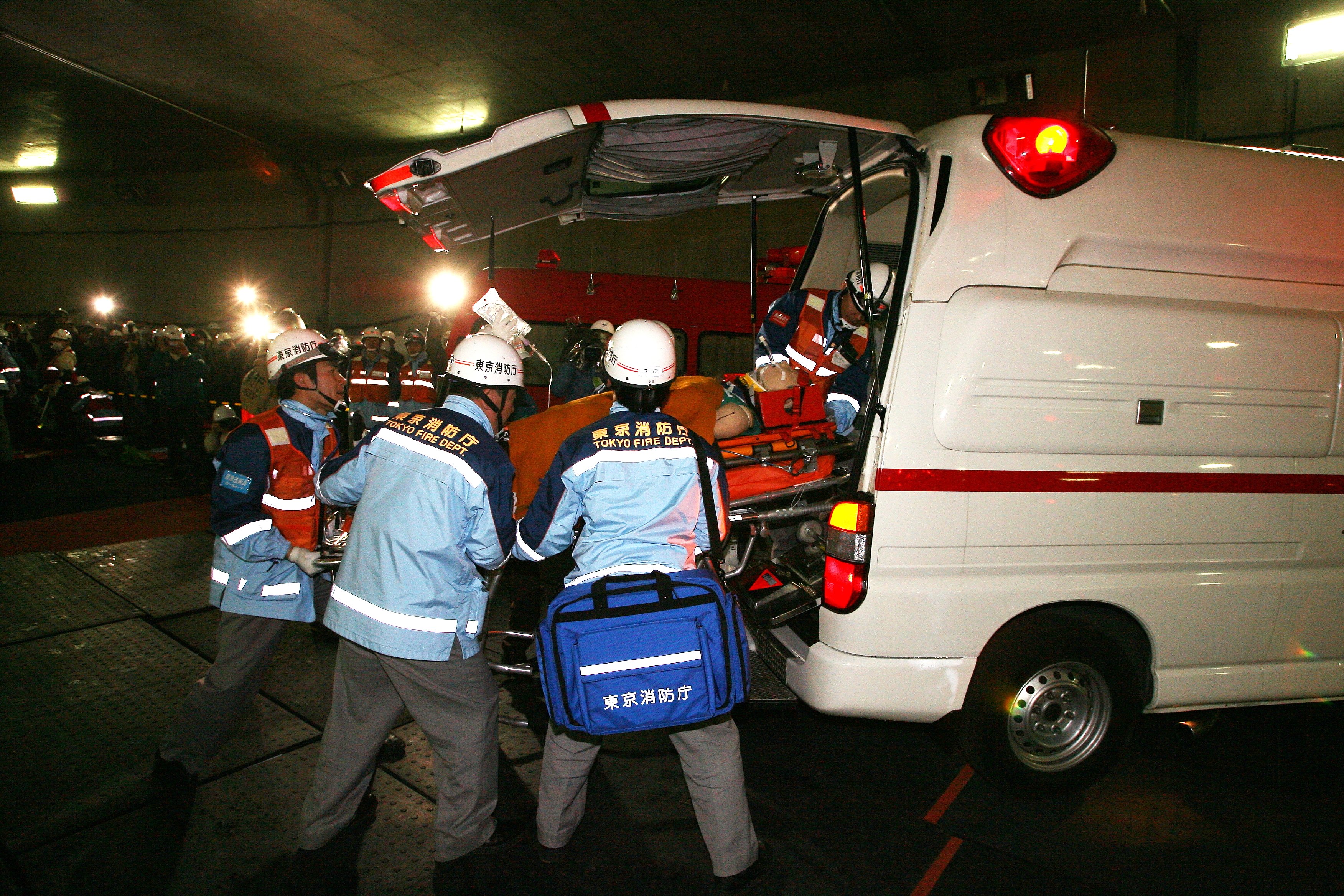 感染急増で救急車 非常事態 119番通報止まらぬ東京消防庁 Twitter