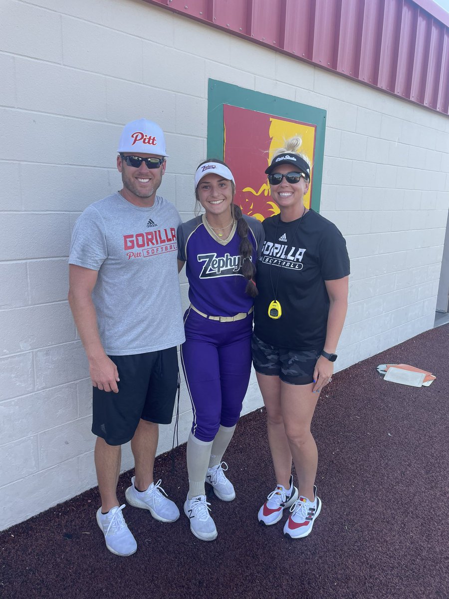 I had a great day today at the Junior Day Camp hosted by Pittsburg state!!! @CoachFullerPitt and <a href="/CoachBradF/">Brad Fuller</a> Thank you to all the coaches that took their time and helped us learn more fundamentals of the game. <a href="/StMarysU/">St. Mary's University</a> <a href="/BethanyCollege/">BLC</a> <a href="/IndianaStateU/">ISUAthletics</a> @AllenCommuityCollege