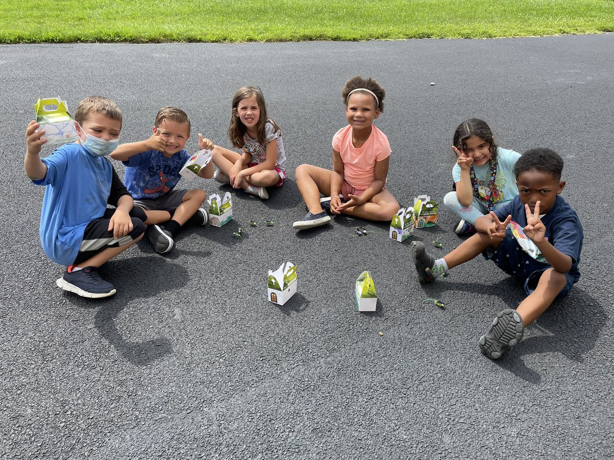 Mrs. Ippolito tweet media