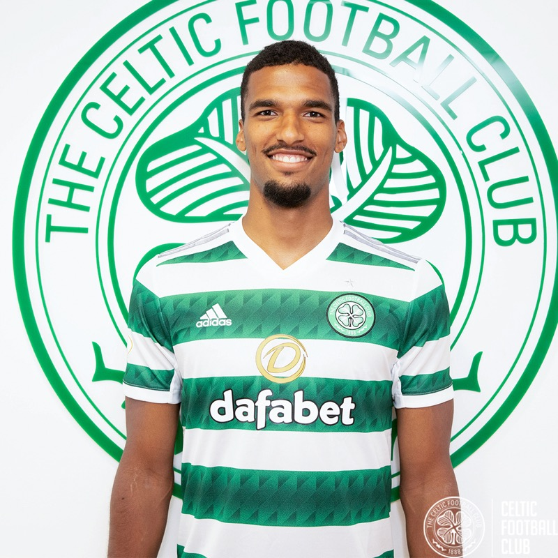 CelticFCJPN's tweet photo. #MooySigns 🤝 #WillkommenJenz https://t.co/sbCNGe4p7J