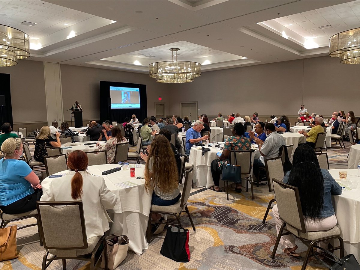 VEA4Kids's tweet image. Organizing, collaborating, and learning together. VEA members are energized and ready to get to work at the 2022 Summer Organizing Institute! #VEAStrong #Organizing2Bargain