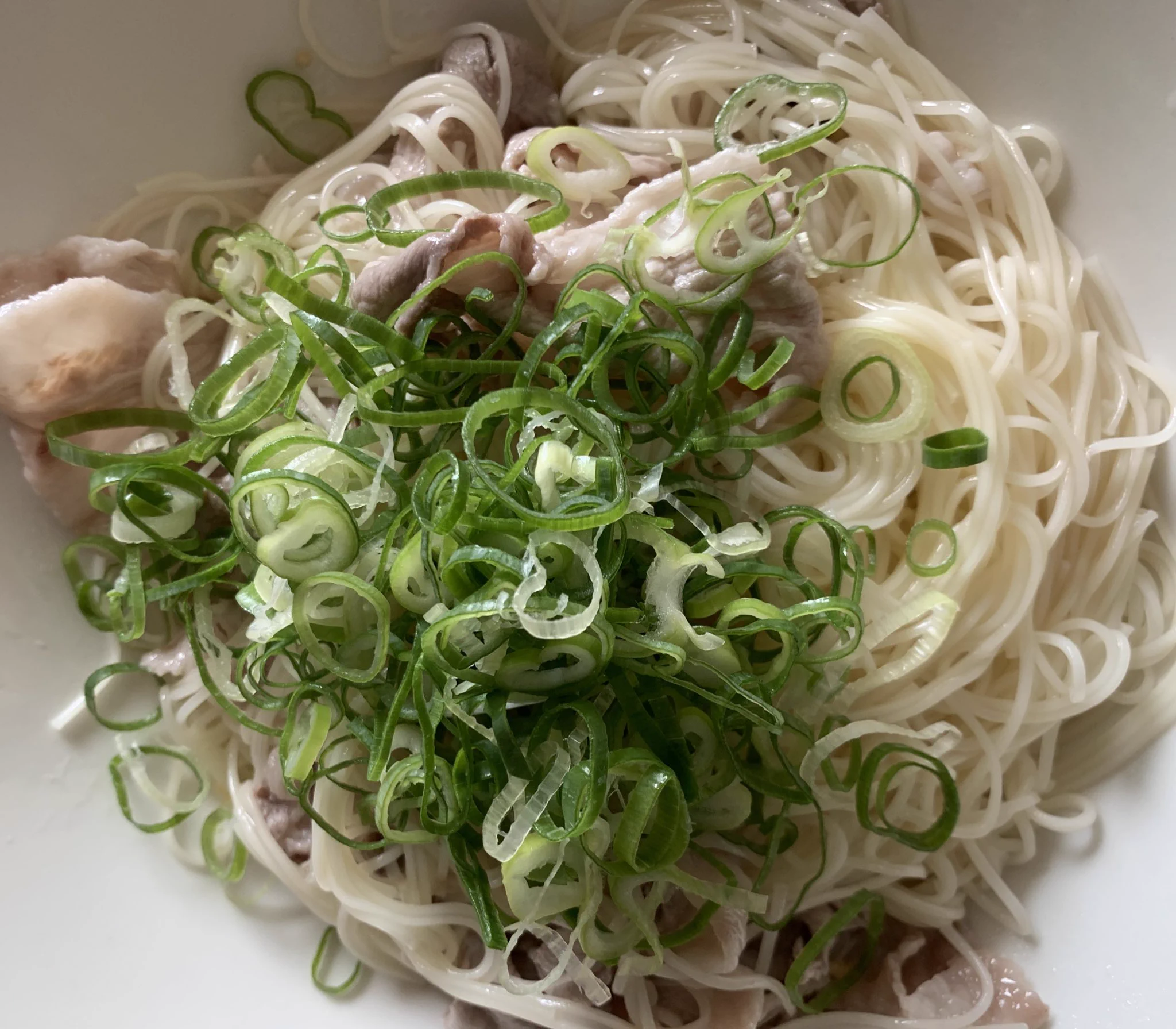 どーん！頼りになるのは、あんずさんの豚肉大パックを小分けして冷凍しておいたもの。
#あんずクラスタ  