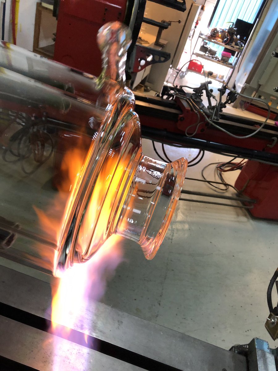 Arran_Solo's tweet image. Shout out to the @Asynt glassblowers - they must be feeling hot, hot, hot! #jacketedreactors #customglassware #scientificglassware #heatwave