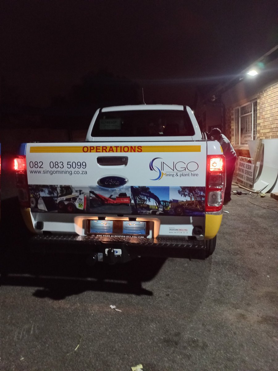 MaandaMugeri's tweet photo. Bakkie wrap branding. 
Contact us for:
$ Graphic Designs, 
$ Printing Services, 
$ Branding &amp; Signage, 
$ Branded corporate clothing &amp; gifts, 
$ Websites Design. 

072 755 5549 | info@emjaycom.co.za | https://t.co/4gMnOWvG3B. https://t.co/hzuPC9X0H6