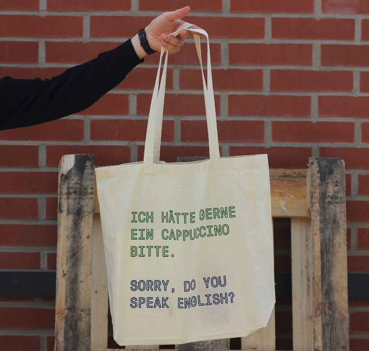fieldberlin's tweet photo. "Bitte zum mitnehmen." ⁠
⁠
#FieldCoffee #AuslanderProblems #Berlin https://t.co/n2WnTAmRwH