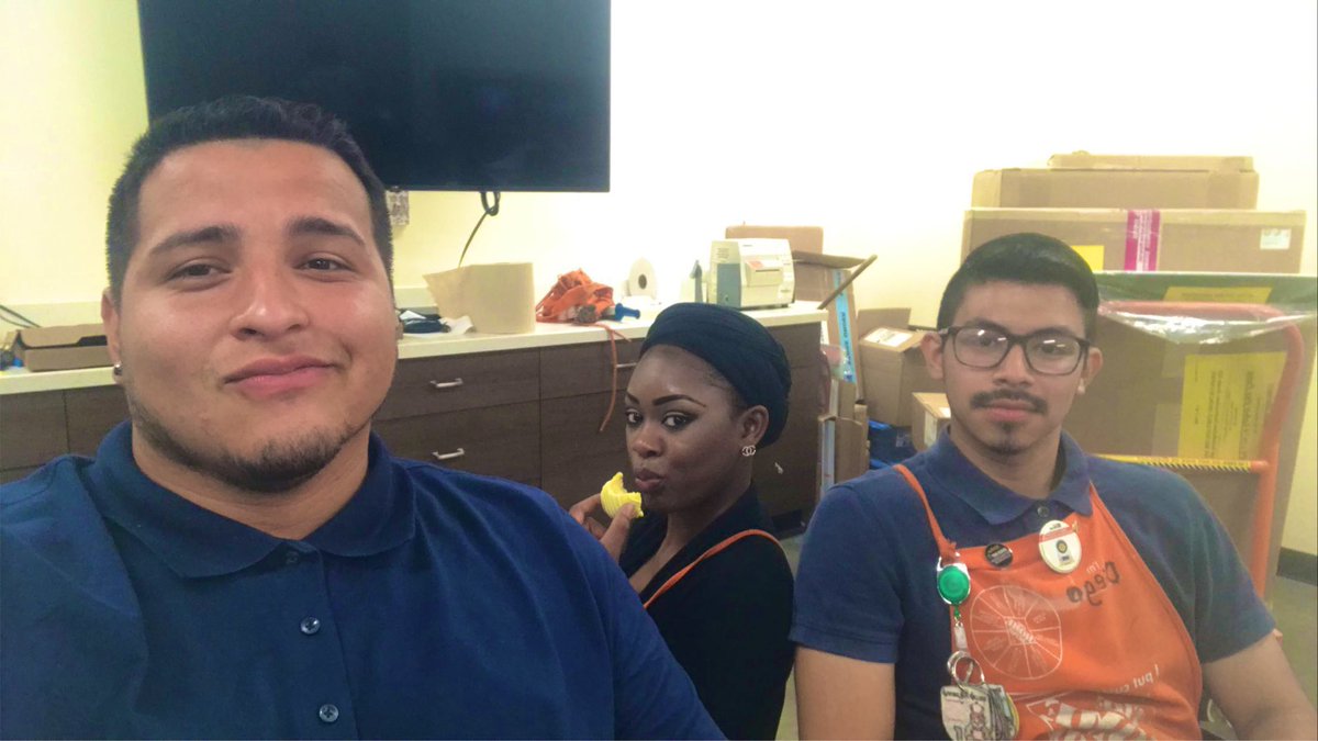 Cxm_BrianM's tweet photo. From July 19 2012- Present. 10 year Anniversary. From Lot Associate-TRC associate-DS-CXM. @HomeDepot thank you for the opportunity. https://t.co/LdpLDdb051