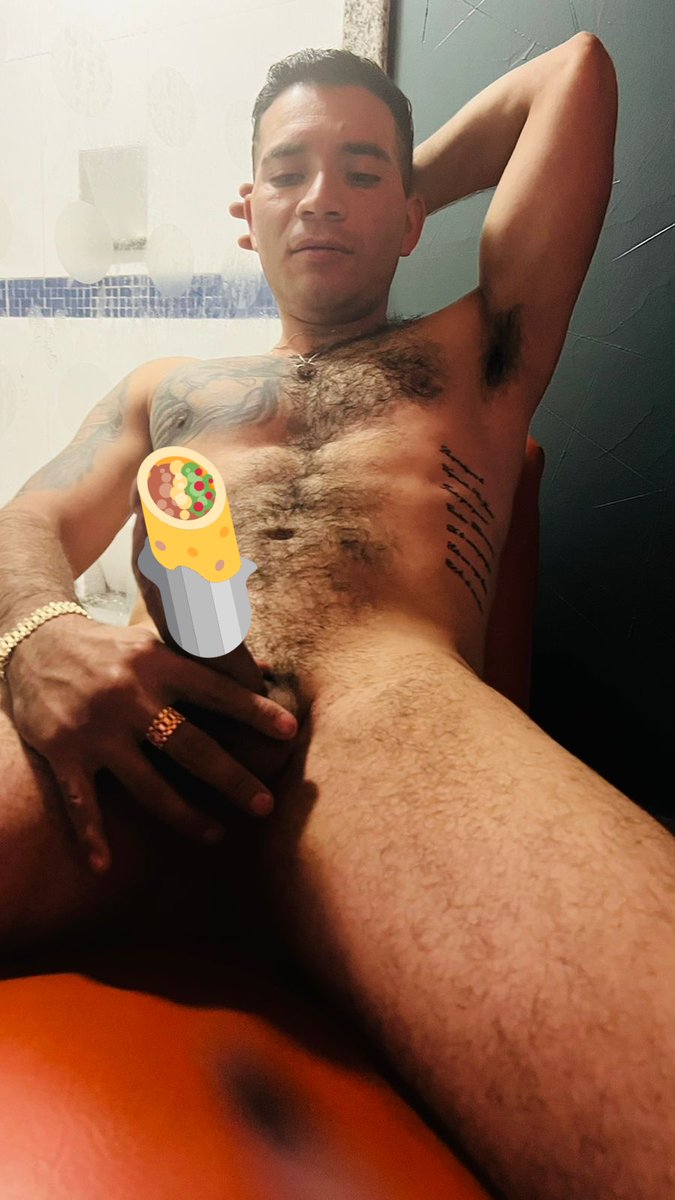 sr_indomable's tweet photo. Tienes habre dale una mordidita a este rico  burrito RT y corazón si te gustan los burritos https://t.co/jvHskNYqP9 para más contenido exclusivo suscribete a mi OF https://t.co/ZQanBdfGqr