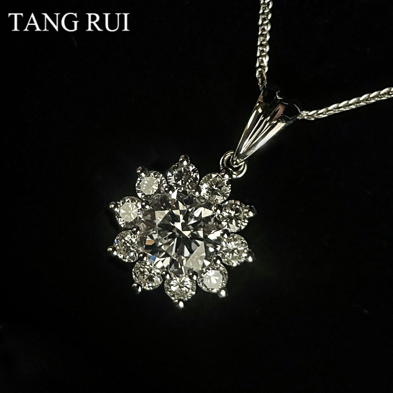 18K real gold
1 carat lab grown diamond 
pm at me for getting😃
#diamond #weddingjewelry #engagement #girlgift
