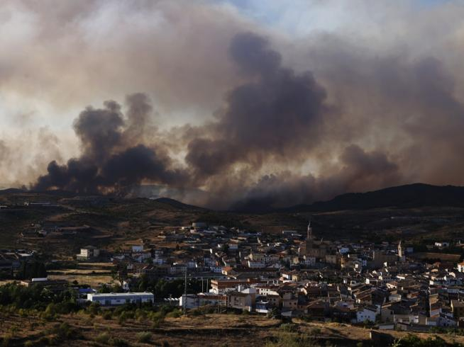 Desde <a href="/cafaragon/">CAFAragón</a> queremos mostrar toda nuestra #solidaridad con la Comunidad de #Calatayud y con los vecinos afectados por el terrible #IncendioForestal.
Nuestro reconocimiento a todos los que están trabajando sin descanso para controlarlo.
Mucho ánimo.#IFAteca