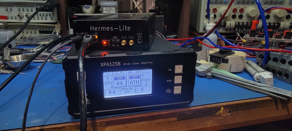 mysolidcamera's tweet photo. I have finally got my (janky) HF ham radio rig working! Making contacts 7,500 miles away! So cool. https://t.co/sAIaAzWfro