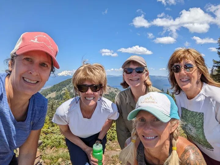 SRWomensClub's tweet photo. SRWC hiking groups have been busy this summer, enjoying the abundance of amazing hiking opportunities in our backyard.  Join us!

From left to right:
Mid Soles at Paulina Lake
Hearty Soles at Browder Ridge
Hearty Soles at Misery Ridge https://t.co/98tBbE5PJM