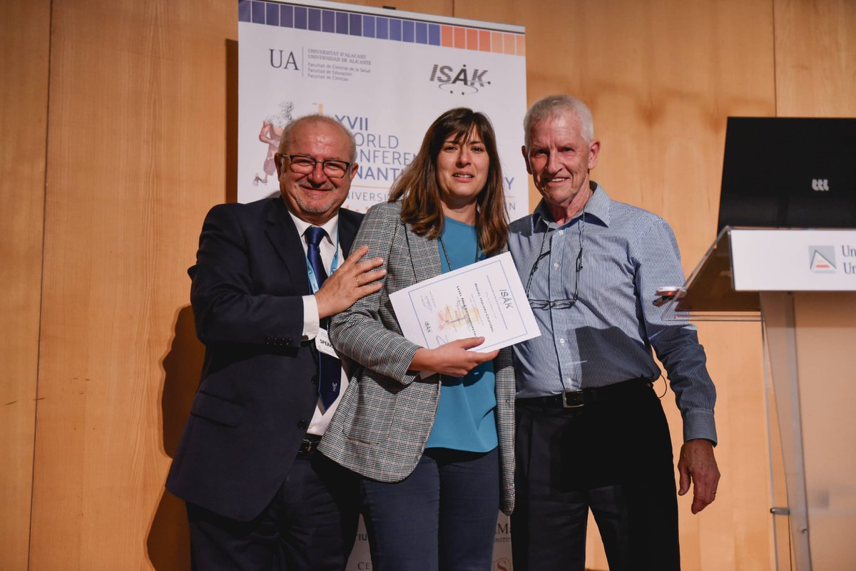 ¡Felicitaciones a la Dra Raquel Vaquero Cristóbal que recibió el nivel 4 de ISAK!

Congratulations to Dr. Raquel Vaquero Cristóbal who received ISAK level 4!