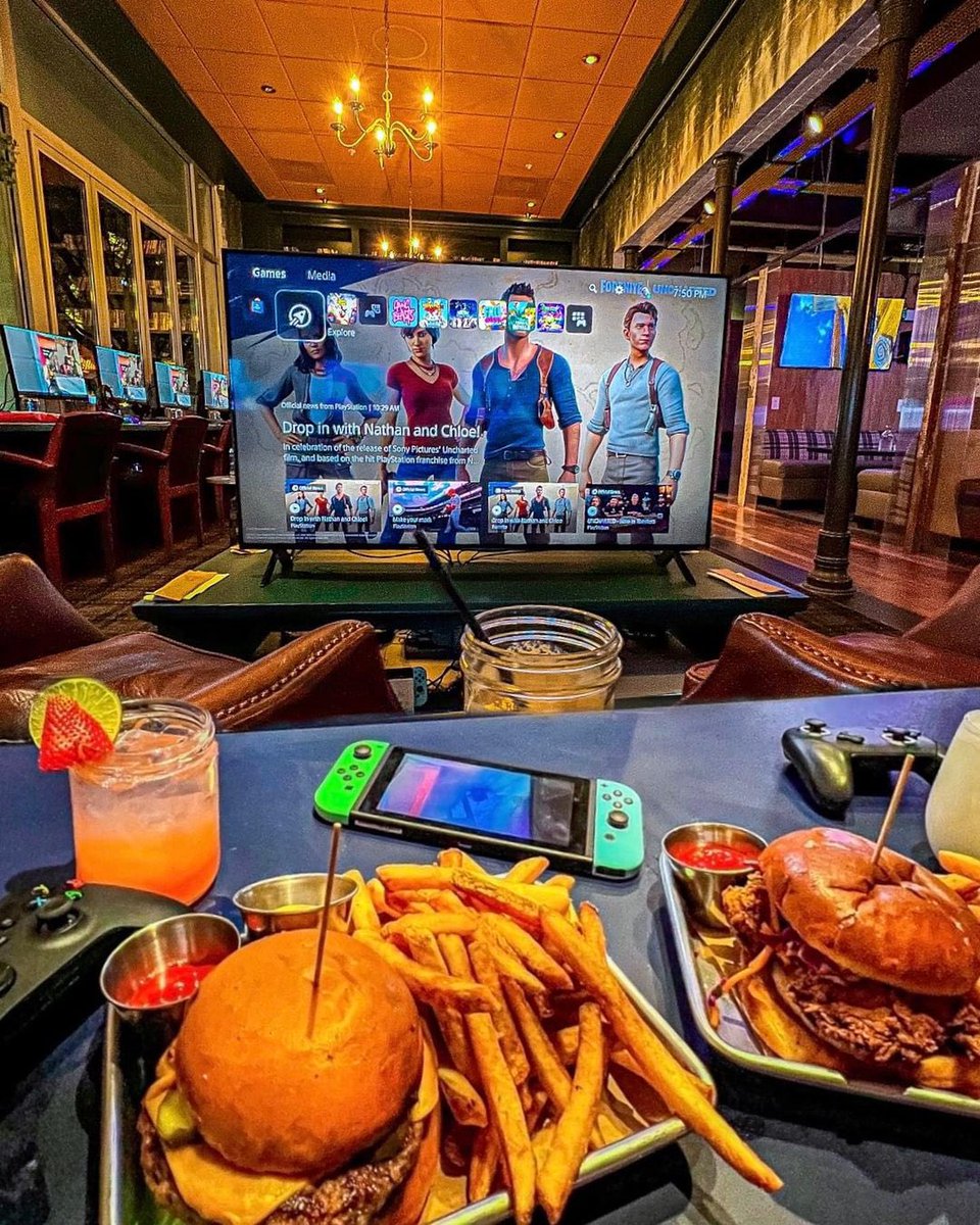 Fun in Texas tweet media