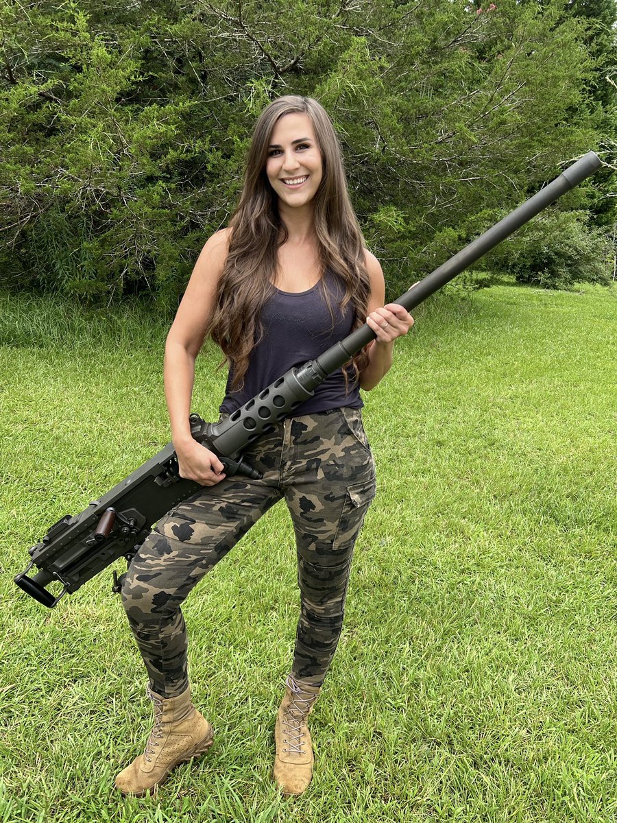 RapidFireRachel's tweet image. Gun of the day is the Browning M2 .50 Caliber Machine Gun! #MaDeuce #Gun365 #GunOfTheDay #Gunsdaily #RapidfireRachel