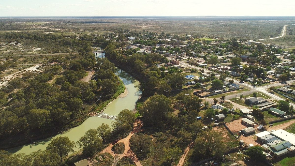Share your thoughts on the #Wilcannia Weir Replacement Project. The public exhibition will run to 14 August, and you can make a submission here: planningportal.nsw.gov.au/major-projects…

#WilcanniaWeir