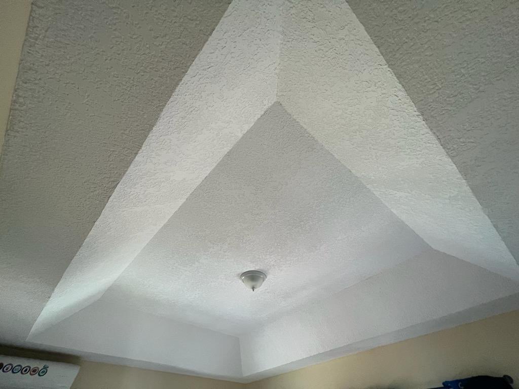 ARQualityConst1's tweet photo. Roofing done right @ARQualityConst1 
Get unique and modern style roofing done today and ensure you are safe and in style this hurricane season. 

#construction #constructionlife #womeninconstruction #meninconstruction #roofing #hurricanseason #uniqueroofing #jamaicanbusiness https://t.co/Uvp2aWuwvD