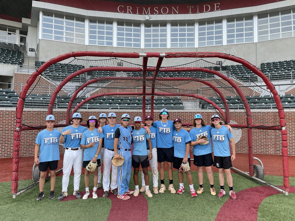 Boys had a blast today ⁦@AlabamaBSB⁩ ready for game 1 tomorrow WWBA in Hoover