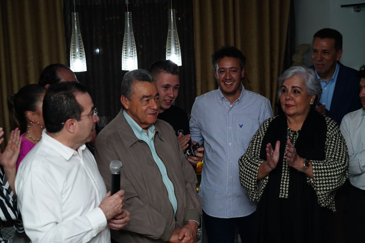 Carlos Mario Estrada tweet media