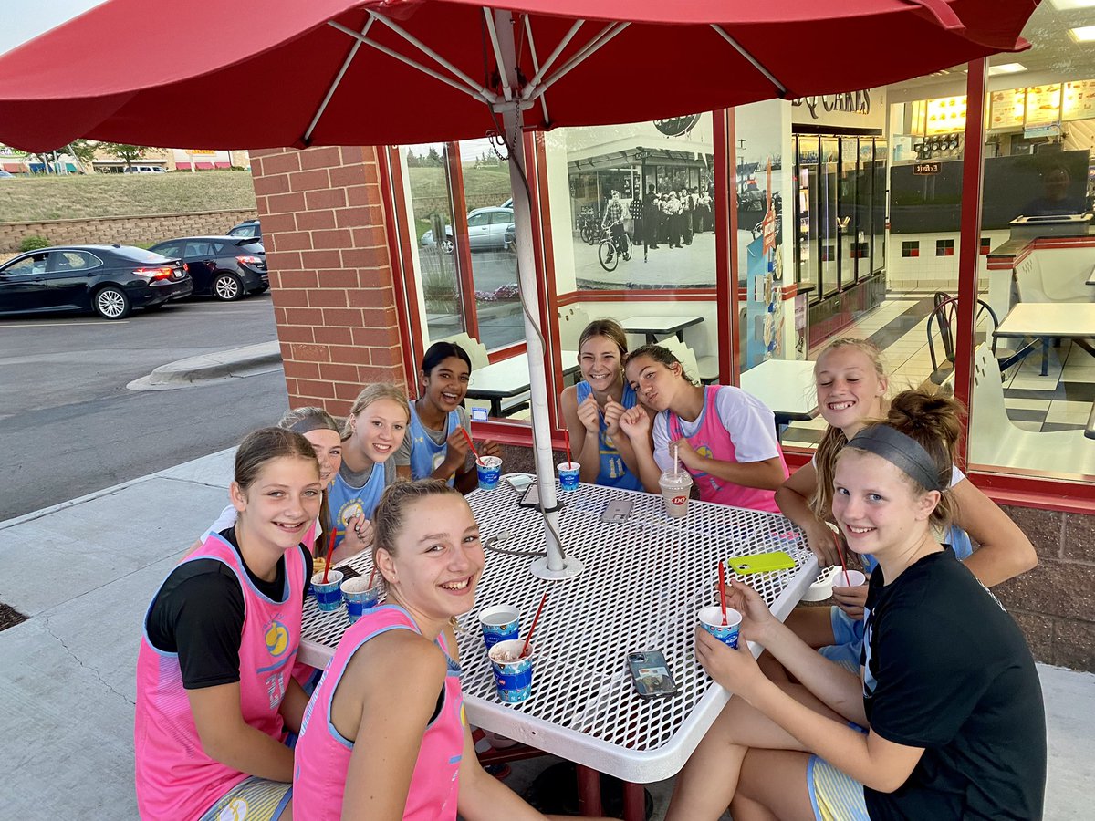 CoachEbenreiter's tweet photo. What a fun and great group of kids. This season has been a blast. Last practice of the year, so had to end a bit early and treat the crew to some DQ. Can’t wait to finish the season strong starting tomorrow at Meltdown! https://t.co/CRQoK0MrIC