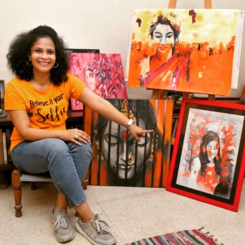 sharmlakarri's tweet photo. Happiest, when I am among my paintings....
And I just posted my first ever #instaguide ....the link is below....

https://t.co/LXfmzEHhpL https://t.co/imR9yzkFW2