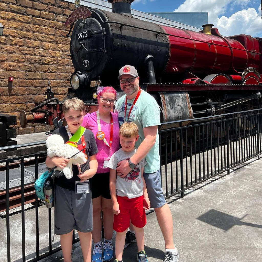 marshmueller's tweet photo. This is 40. 

It’s so surreal to experience each trip around the sun I get to have, and this is a special one. 

Our long-awaited vacation to Universal Studios Orlando was derailed by the fam getting Covid (agh, we managed to stave it off for so long!). … https://t.co/R8eotmeUWG https://t.co/pYYz2XhaQG