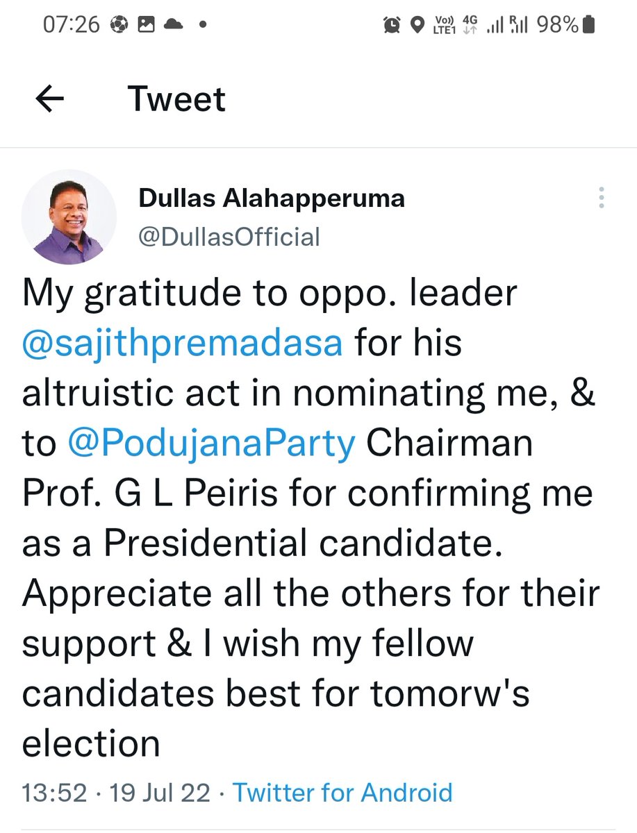 Shareefmihlar's tweet photo. President or not, kolla taking grammar lessons from Sajith 🙈🤣 https://t.co/oHn3yCnf7w