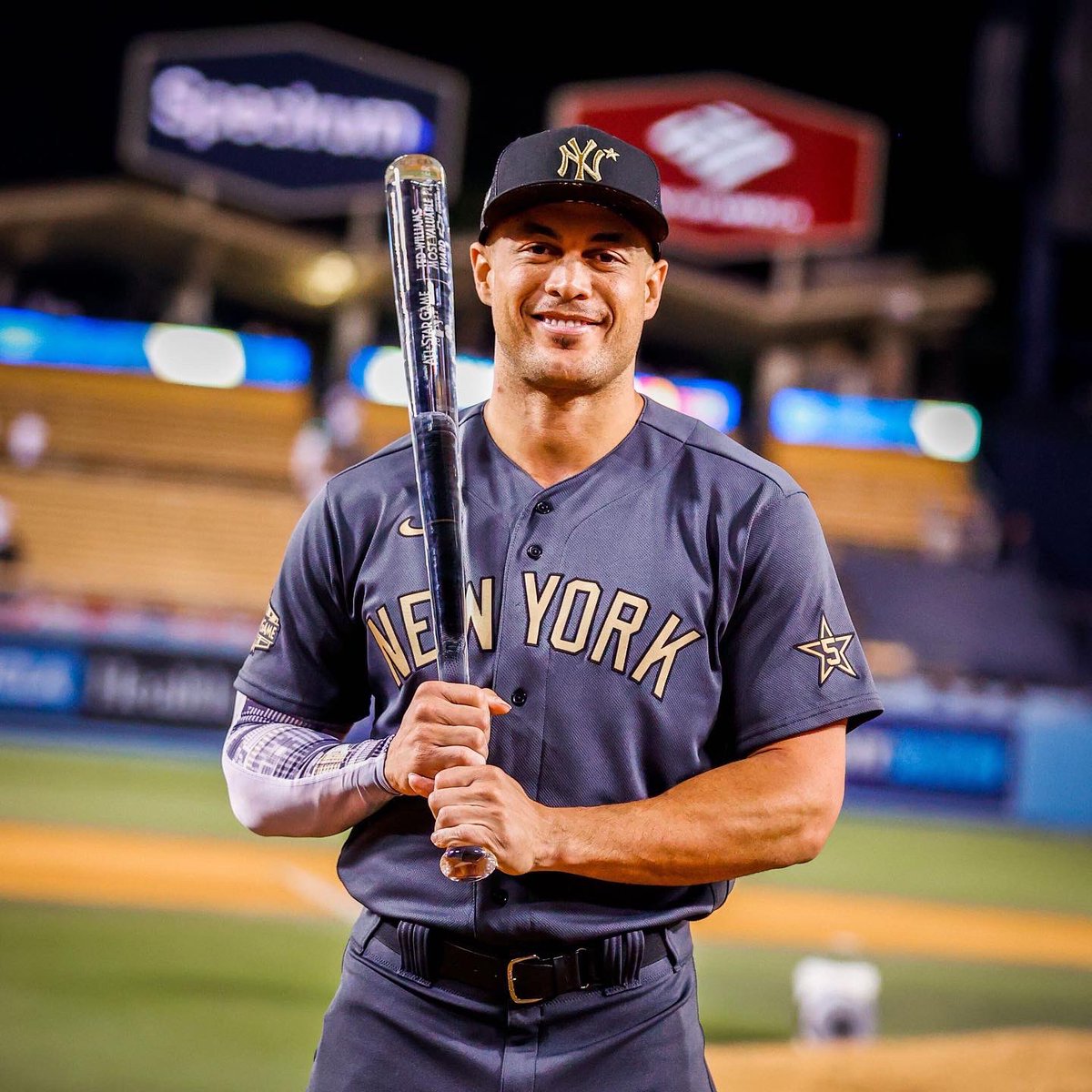 New York Yankees tweet media