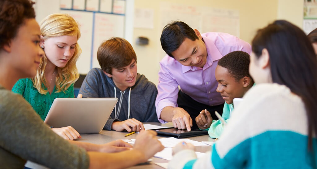 IncCxo's tweet photo. 11 Innovative Strategies for Teachers to Improve Teaching
Here are some innovative teaching methods that will help make your class more interesting.
Read At:- https://t.co/J3jqFLojJ6
#teachers #teaching #teachingmethods #Strategies #Innovative #videoteaching #smartlearning https://t.co/iMXnjFgKMX