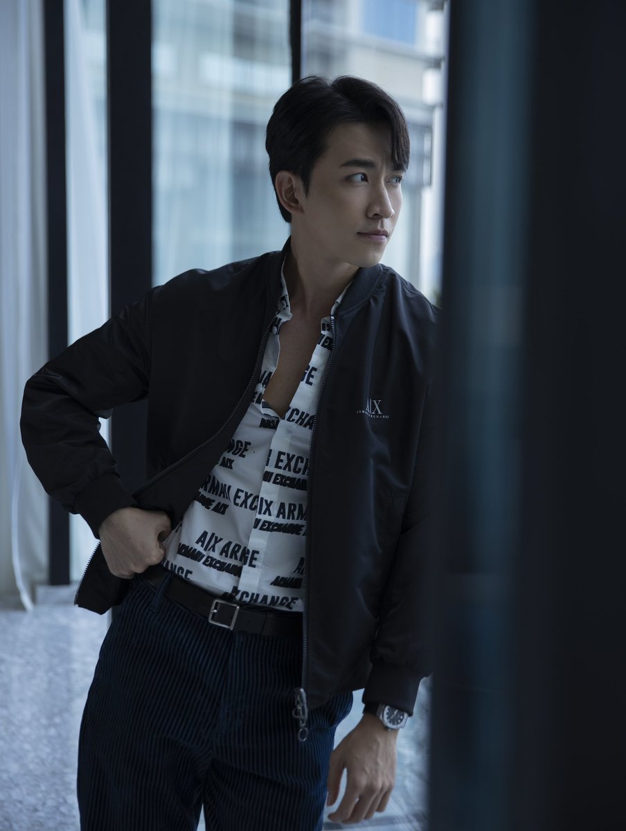 vongoccanh's tweet photo. Life could be so simple. 
#vocanh x @ArmaniExchange https://t.co/vq9HjuDx6o