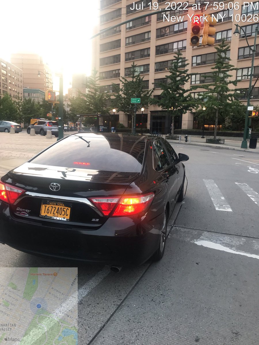 TOYOTA Camry driver T672405C blocked the crosswalk near 2023 Frederick Douglass Blvd on July 19 and has been reported to #nyctaxi. This is in Manhattan Community Board 10 #mancb10 & #NYPD28. #VisionZero https://t.co/C8BnGBxEH9