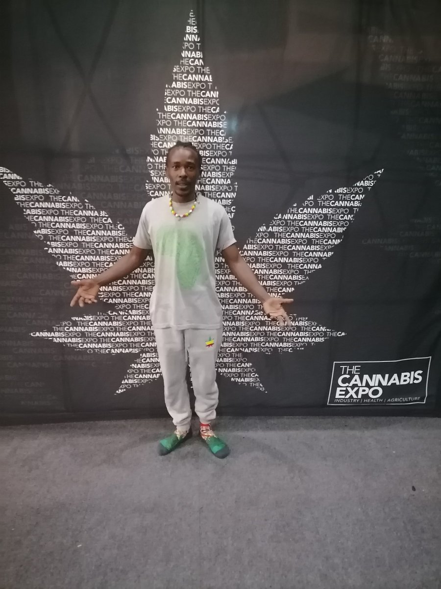 PyramidSmokey's tweet image. Durban cannibas expo we deh &amp;amp; giving away tickets #smokeypyramid