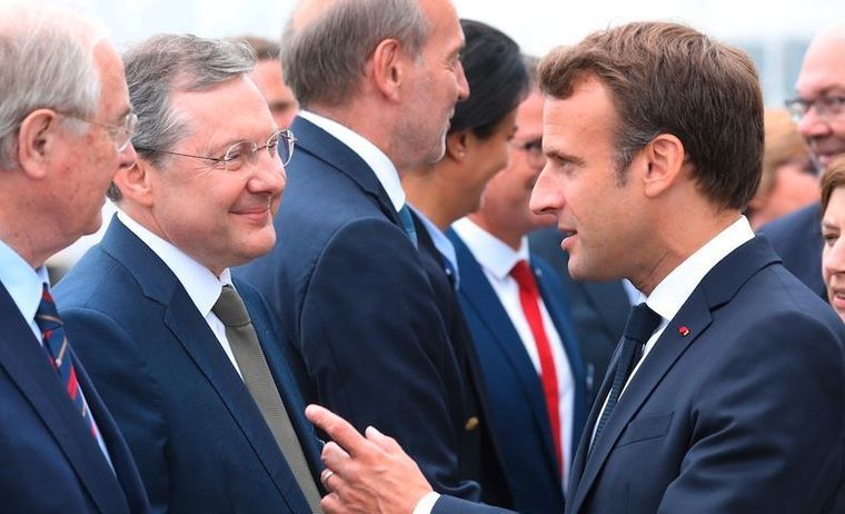 dreslincourt's tweet photo. Philippe Bas a fait voter le passe sanitaire en 2022.
Maintenant, il fait rétablir par un amendement le passe sanitaire pour les moins de 12 ans aux frontières.
Ce type-là se réclame du Gaullisme alors qu'il collabore avec Macron et big pharma.
Un traître. https://t.co/V2rphKxhaq