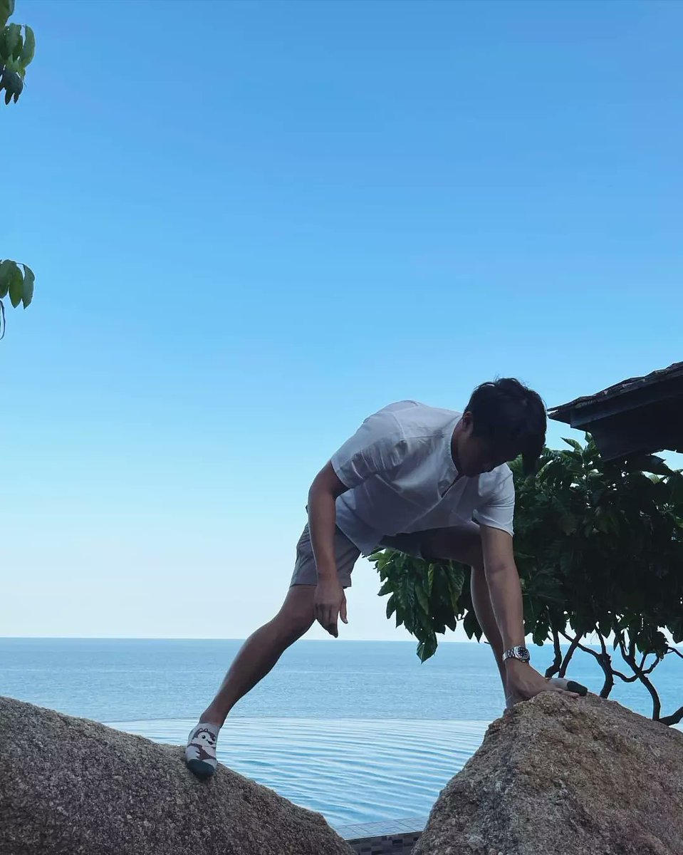tuktikneko's tweet photo. ลูกลิงน่ารัก😍🐒🙈 #เจมส์มาร์ https://t.co/D2Kz5JXaAP