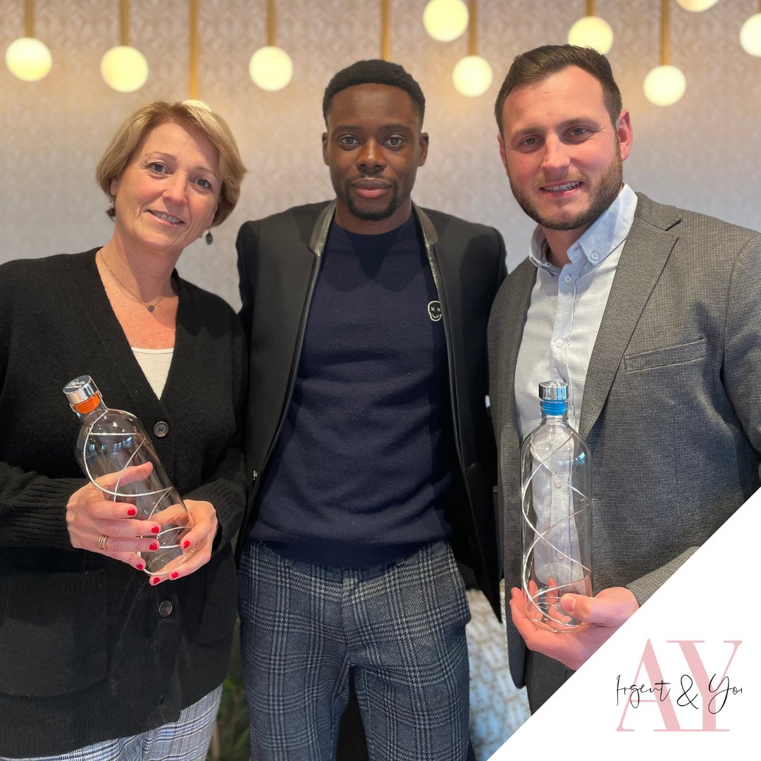 Comme Trenta immobilier vous aussi offrez à vos clients et collaborateurs la possibilité d'accomplir un geste éco-responsable du quotidien.

Grâce aux bouteilles Silver'O, consommez votre eau du robinet de manière sereine sans générer aucun déchet ♻️.

🤝 Trenta immobilier
