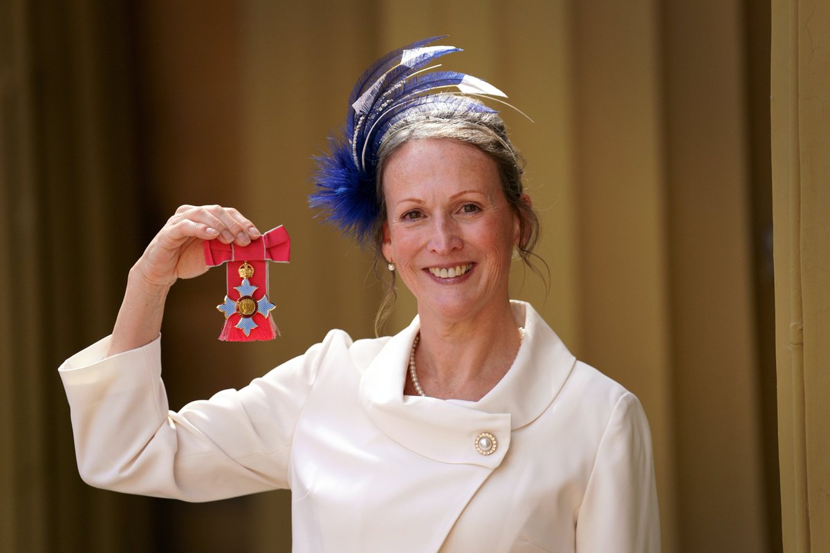 ImperialMed's tweet photo. 🎉 A big congratulations to Prof @wendybarclay11, Head of @ImperialInfect, who received her CBE at Buckingham Palace last week.  “It was the proudest moment of my life telling my husband and my two sons that I will be honoured in this way". https://t.co/4qeaV26U0W